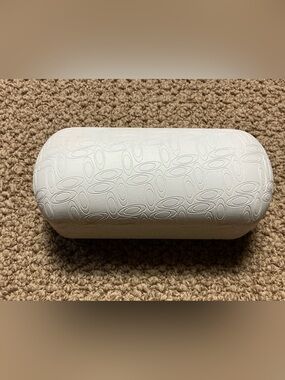 Oakley White Clamshell Sunglasses Case
